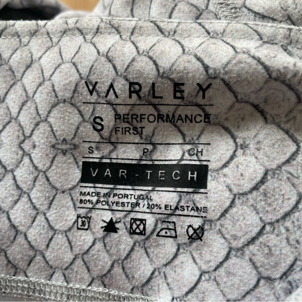 Varley Gray Hillcrest Stirrup Python Snake Print Performance Leggings EUC Size S - Picture 8 of 9